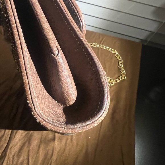 Gucci Vintage Clutch - Brown Leather, w/unbranded chain. Excellent Condition - Picture 9 of 14